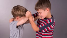 Come gestire l’aggressività nei bambini con i consigli dell’esperta