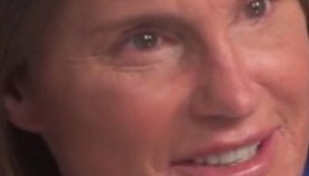 Il padre di Kim Kardashian: “Sono una donna”