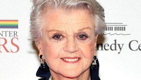 Molestie, Angela Lansbury ci lascia senza parole