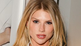 Charlotte McKinney, la “nuova Pamela Anderson in Baywatch”