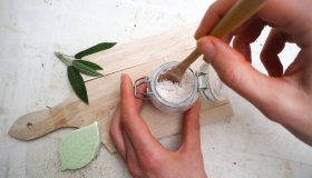 Deodorante fai da te: ecco come farlo