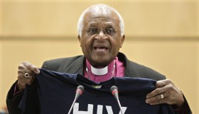 Desmond Tutu, biografia e curiosità sull’attivista premio Nobel per la Pace