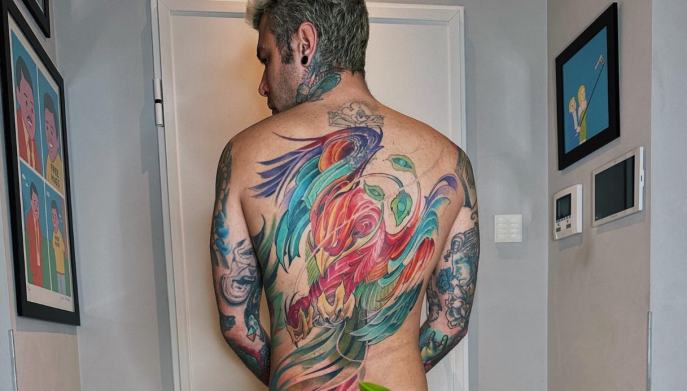 Fedez, il tatuaggio sulla schiena