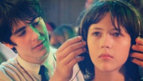 “Il tempo delle mele” compie 35 anni: i protagonisti ieri e oggi