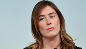 Giulio Berruti difende Maria Elena Boschi: botta e risposta su Instagram