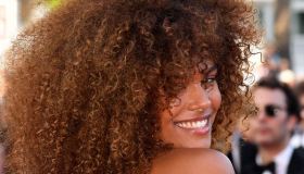 Cannes: sfila Tina Kunakey, fidanzata 19enne di Vincent Cassel
