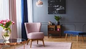 Come rinnovare il soggiorno con meno di 100 euro