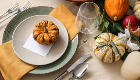 Come apparecchiare e allestire una tavola autunnale
