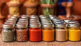 Sai organizzare le spezie in cucina? i trucchi salva-ordine