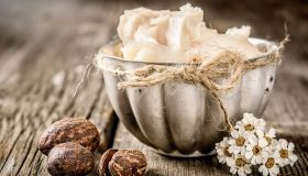 Burro di karité: come usarlo, proprietà e benefici