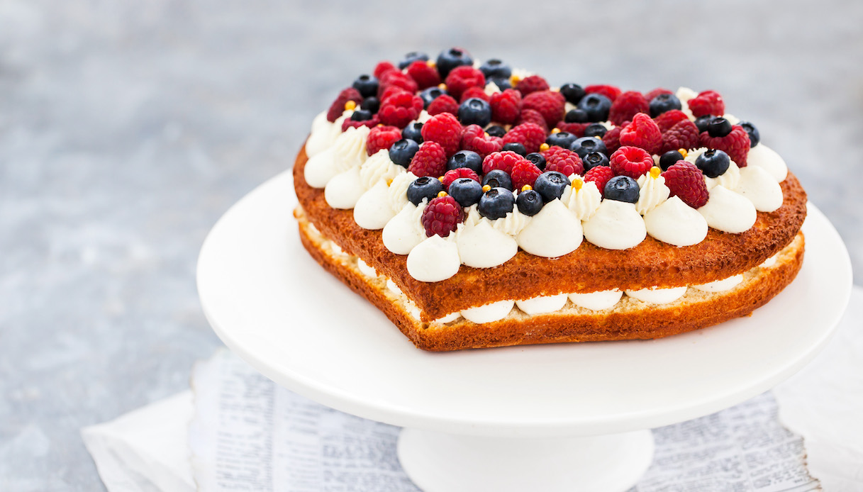 San Valentino, la ricetta della torta a forma di cuore