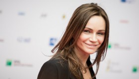 Francesca Neri compie 54 anni