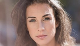 Mentre Bianca Atzei piange, Max Biaggi esce con Michelle