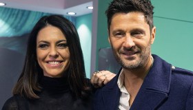 A casa di Filippo Bisciglia e Pamela Camassa: eccentrica, con dettagli scintillanti e affacciata su Roma