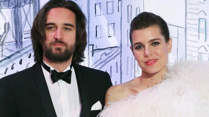 Charlotte presenta al mondo il suo Dimitri, che l’ha resa felice