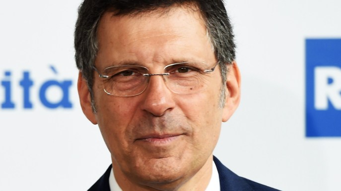 Flavio Insinna svela un retroscena su Fabrizio Frizzi: “Sono qui grazie a lui”