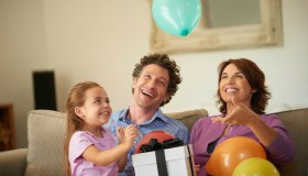 Regali per mamma e papà: idee per emozionare