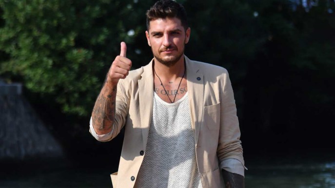 Gf, Luigi Mario Favoloso in lacrime: “Voglio la Moric”. Poi, però…