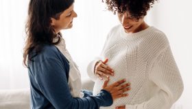 Come comportarsi quando una tua amica diventa mamma