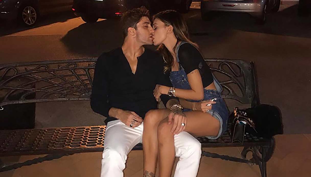 La calda estate di Belen a Ibiza (in dolce compagnia)