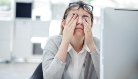 Occhio secco: cause, come riconoscerlo e come intervenire