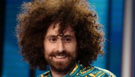 Chi è Gio Evan, il poeta citato su Instagram da Elisa Isoardi