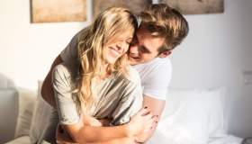 Come capire se lui ti attrae davvero: 6 segnali inequivocabili