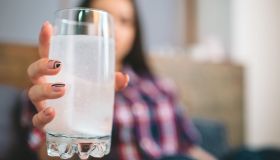 Latte di magnesia, come usarlo contro stitichezza e cattiva digestione