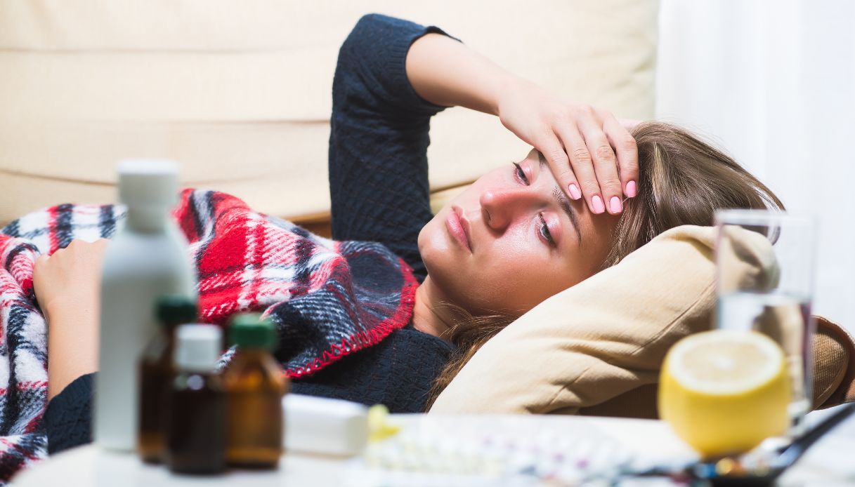 Meningite: cos’è, come si trasmette e sintomi