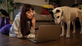 Come scoprire un tradimento passato (e come gestirlo)