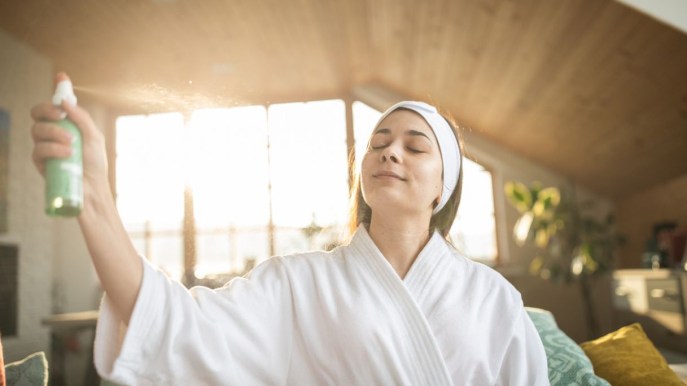 Acque di bellezza spray: a cosa servono e quale usare per ogni esigenza