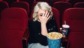 Il look perfetto per un cinema con le amiche: ecco tre idee