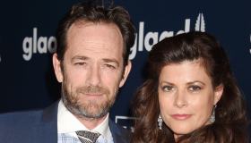 Luke Perry, la fidanzata rompe il silenzio