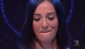 GF: Kikò bacia Ambra, spunta la madre biologica di Serena Rutelli