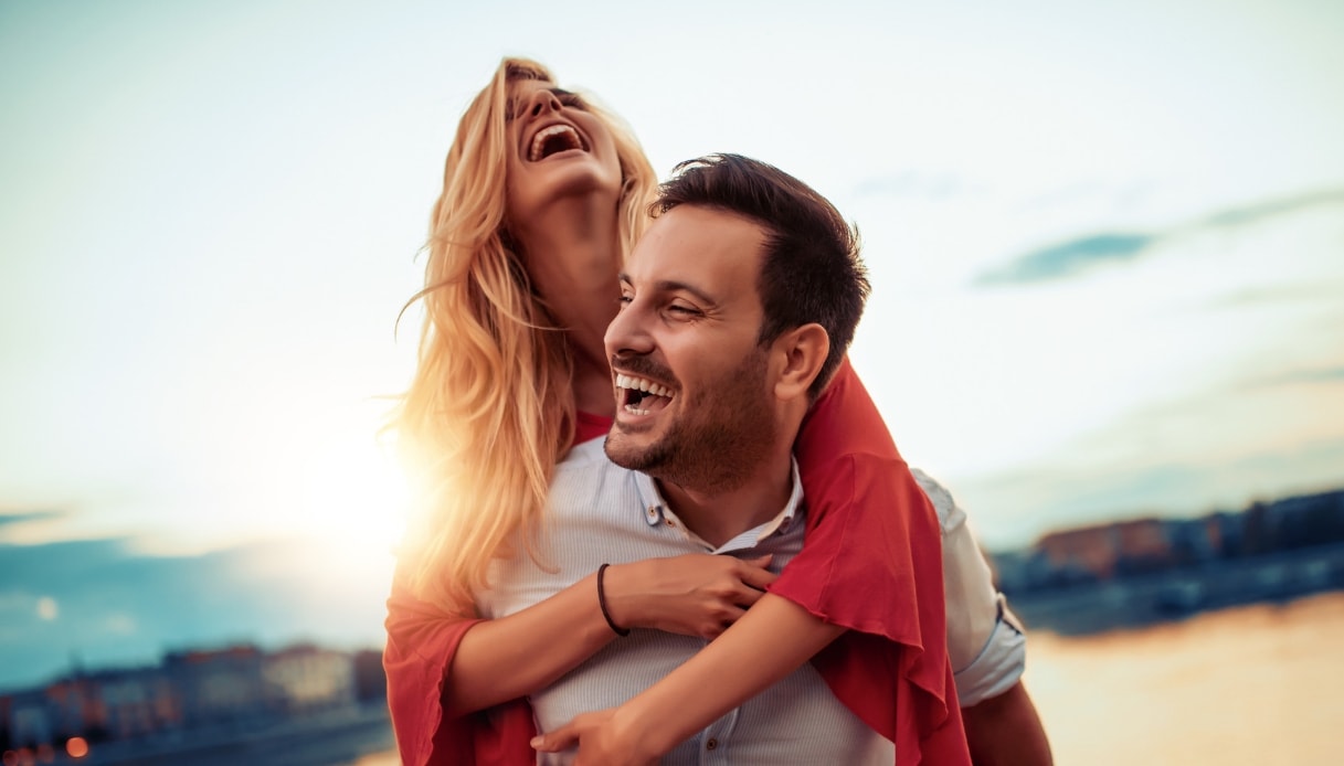 Attrazione fisica: 5 segnali che sei irresistibile per lui