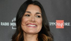 Alena Seredova è incinta: primo figlio con Alessandro Nasi, foto del pancione