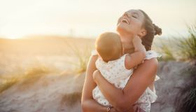 Neonati e caldo: i consigli per proteggerli al meglio