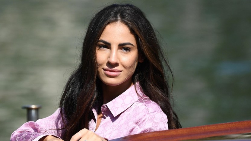 Giulia De Lellis pubblica per sbaglio una foto privata con Iannone su Instagram