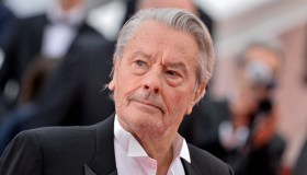 Chi sono i figli di Alain Delon: la battaglia legale tra fratelli e sorella