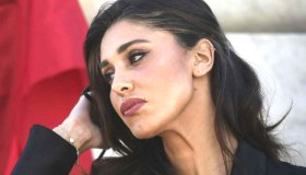 Belen Rodriguez bacia Antonio Spinalbese: addio a Stefano De Martino