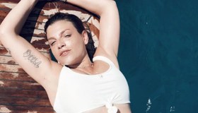 Emma Marrone in costume su Instagram, la dedica di Gabriele Muccino