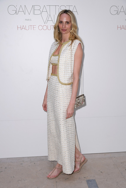 Lauren Santo Domingo con sandali capresi