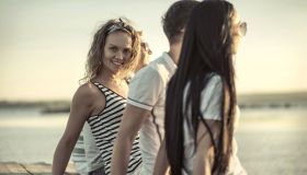 È vero che in estate si tradisce di più? Cosa dicono le ricerche