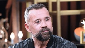 Caro Fabio Volo, a rovinare le nostre figlie non è Ariana Grande. E ti spieghiamo perché