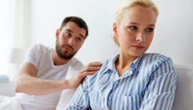 Come capire se il tuo compagno ti sta mentendo