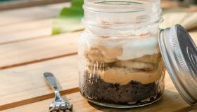 Torta in barattolo, il dolce che si serve anche 6 mesi dopo averlo cucinato