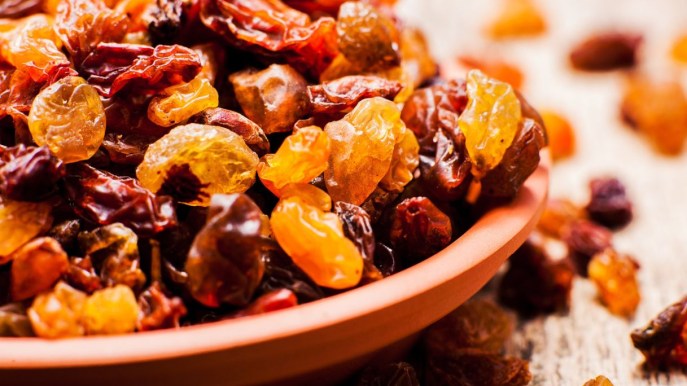 Uva passa, tutti i benefici dell’uva appassita o essiccata
