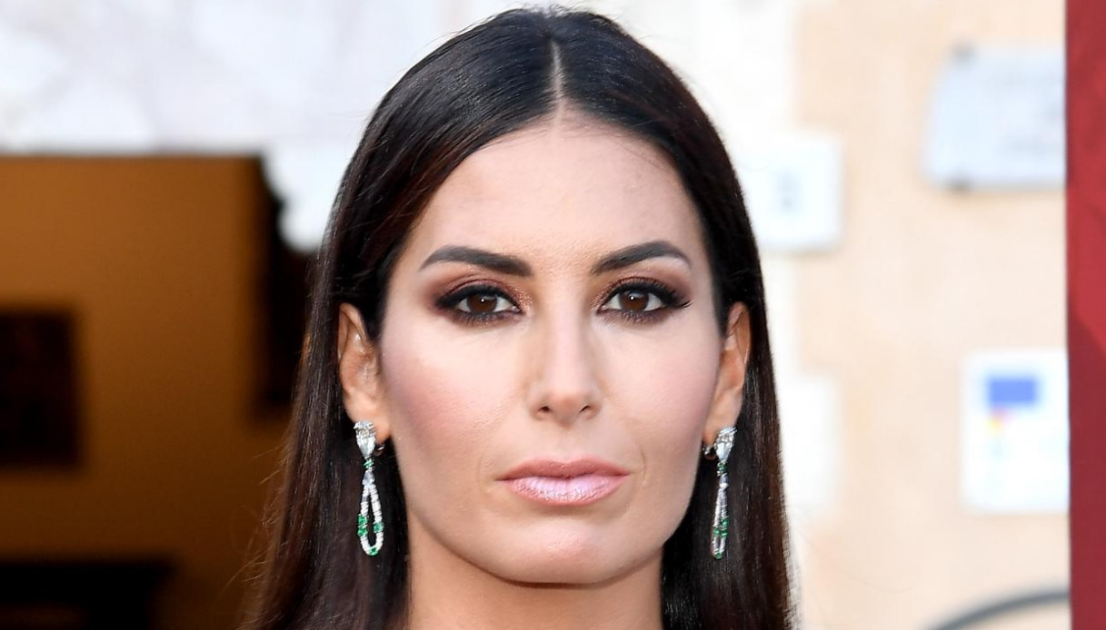 Elisabetta Gregoraci esce allo scoperto con Stefano Coletti: le foto