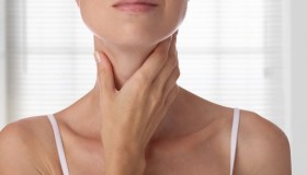 Tiroide, come comportarsi se ci sono noduli