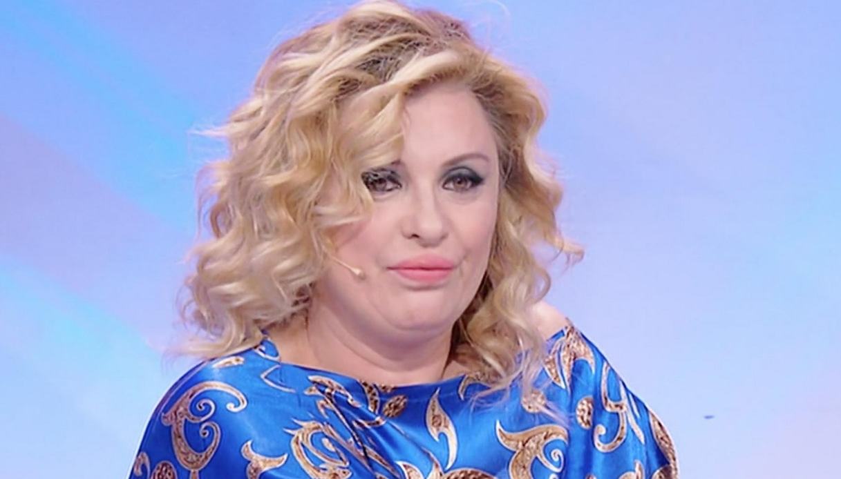 Uomini e Donne, Tina attacca Gemma: insulti e accuse